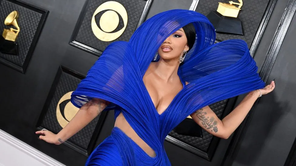 Le look de Gaurav pour Cardi B aux Grammy Awards de cette année a été désigné comme l'un des favoris du tapis rouge