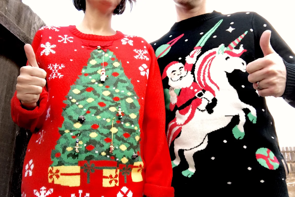 Pourquoi les Pulls de Noël Rigolos sont-ils Devenus Incontournables