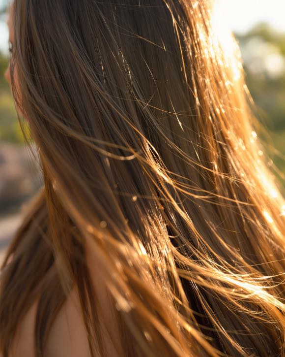 cheveux-terne-que-faire-580