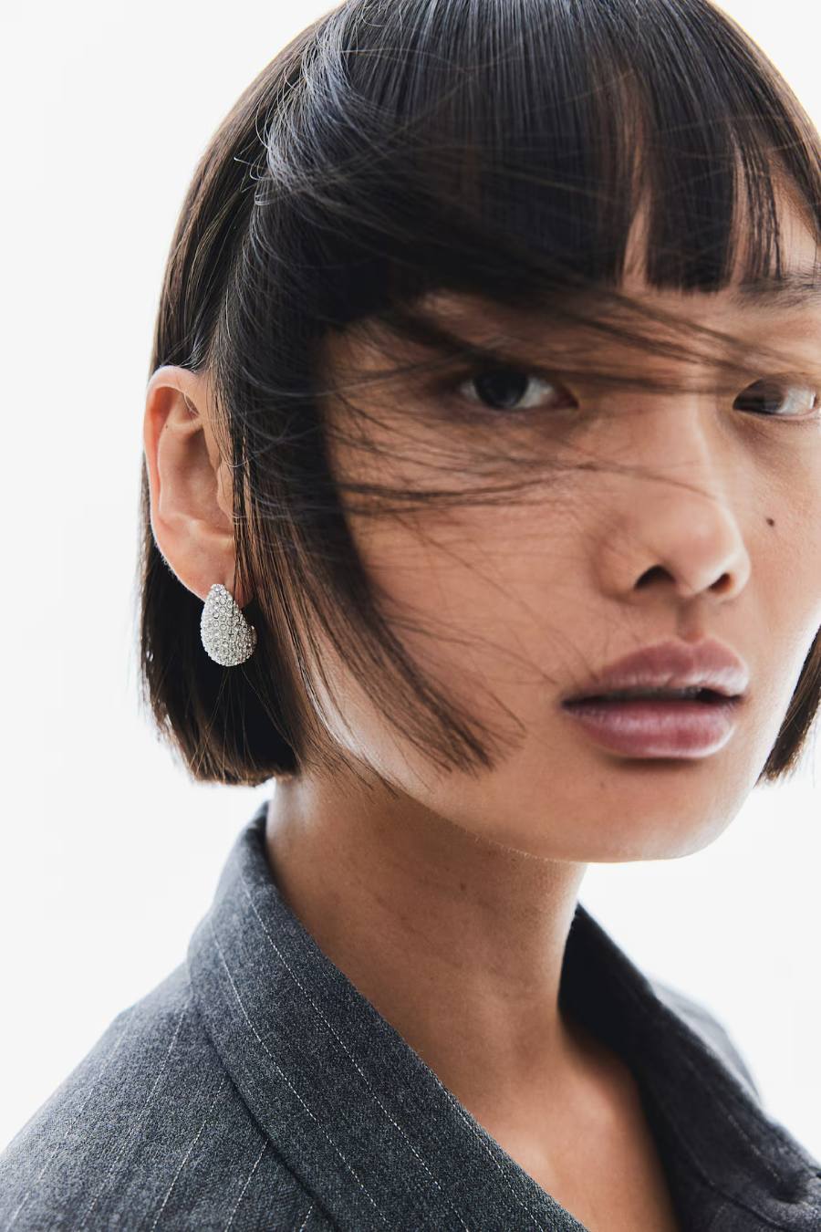 Ces boucles d’oreilles H&M semblent luxueuses, mais coûtent moins de 10€ !