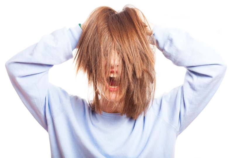 routine idéale pour les cheveux secs et abîmés