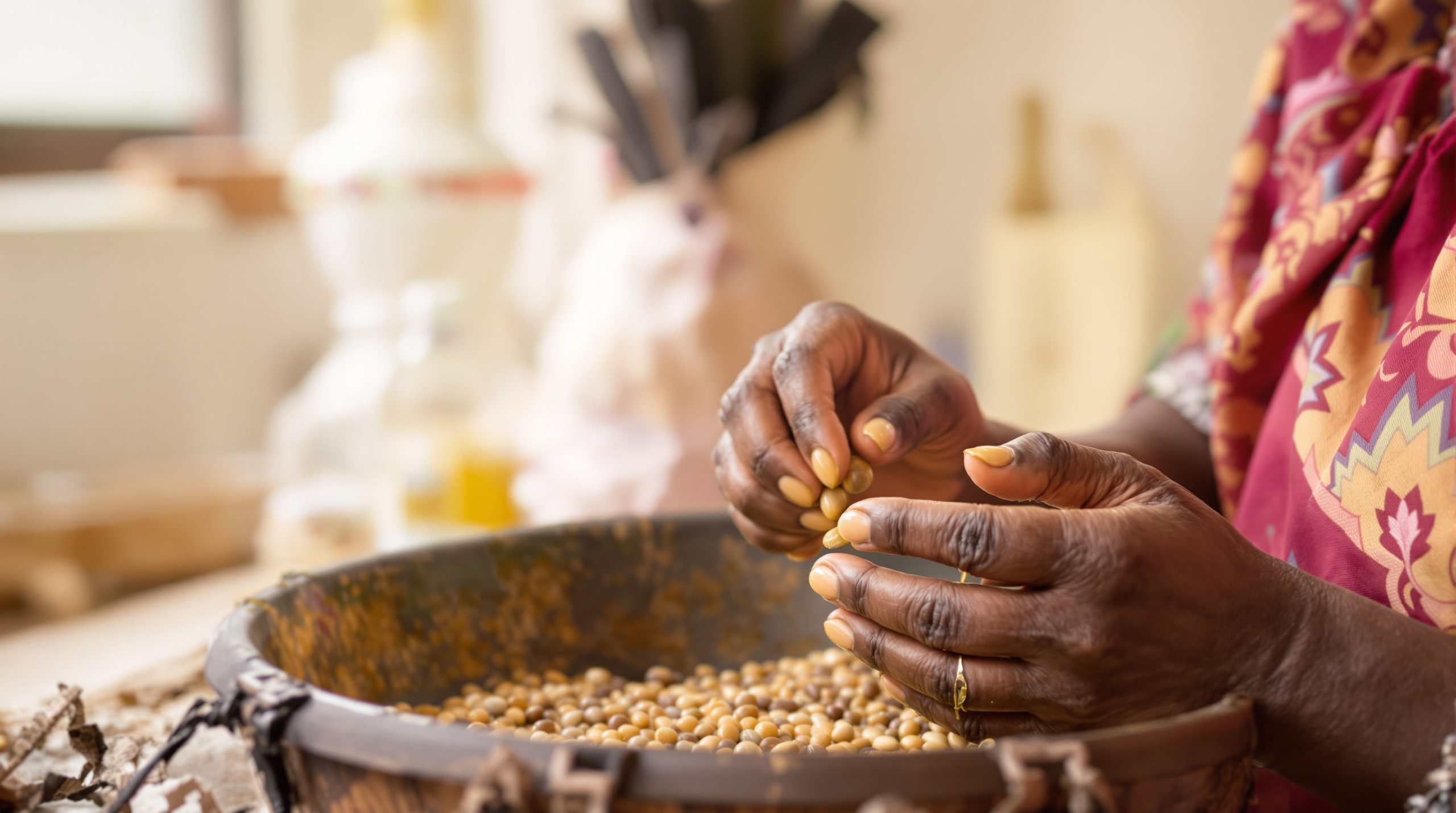 découvrez les bienfaits de l'huile de chébé pour nourrir, fortifier et embellir vos cheveux naturellement.