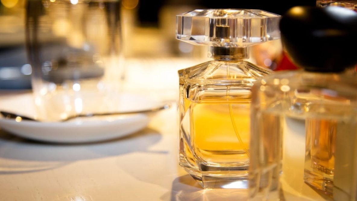 5 raisons acheter sur une parfumerie en ligne