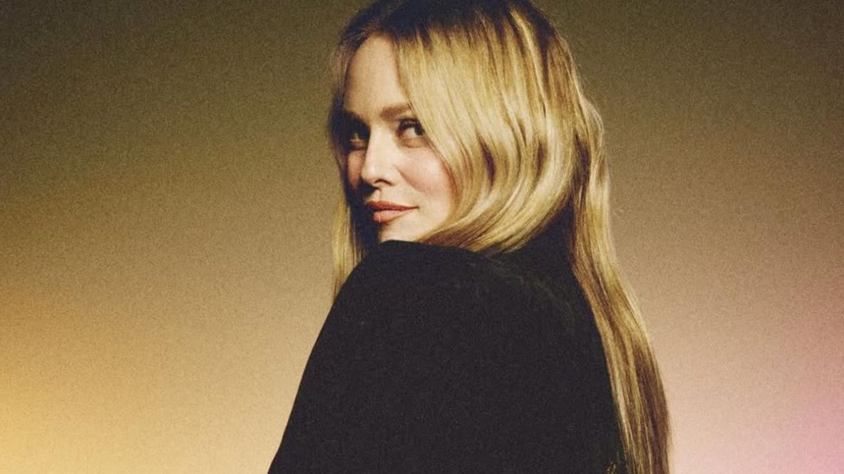 Vanessa Paradis, photo officielle Instagram, album Le retour des beaux jours, élégance française