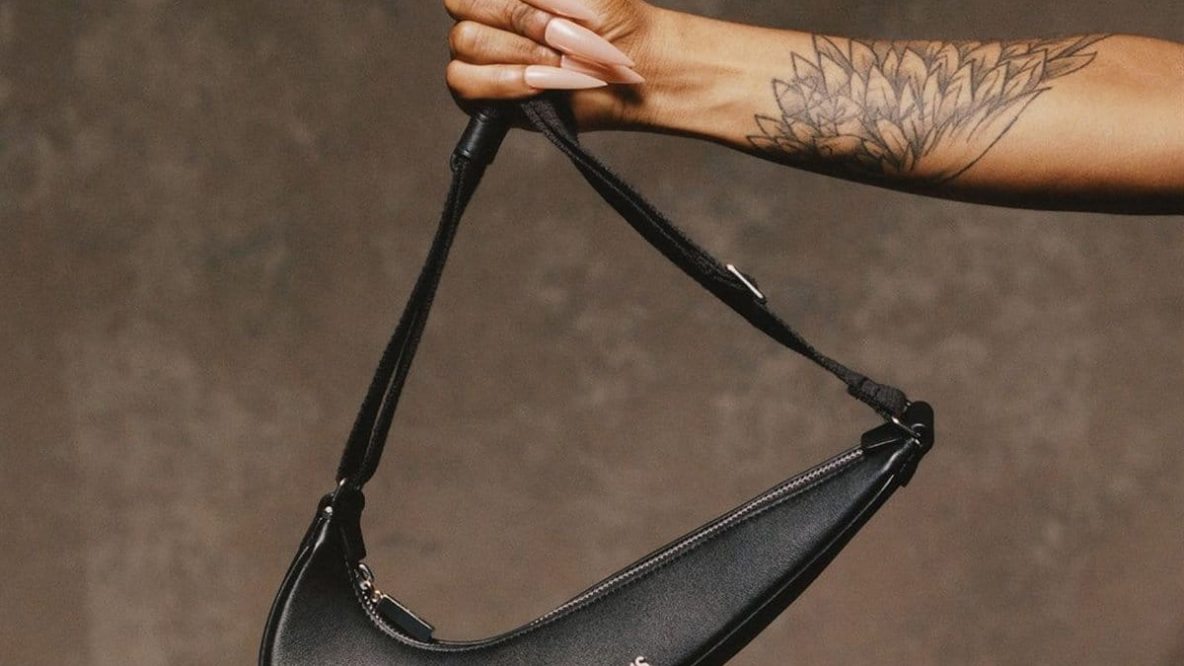 Collaboration entre Jacquemus et Nike - Source Instagram