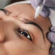 Trouver le bon professionnel pour un microblading du sourcil à Paris