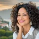 femme-de-40-chevelure-bouclée-sublime-et-sains
